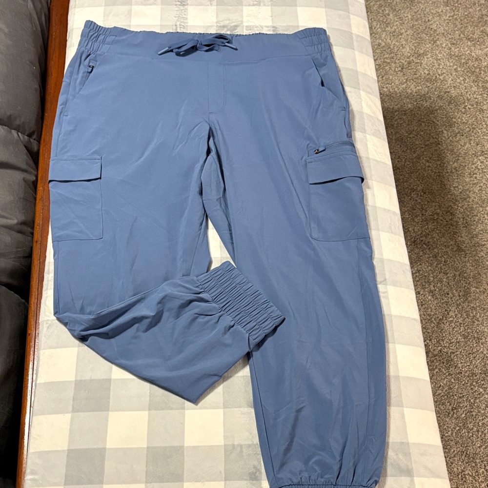 All in Motion Women's Blue Cargo Joggers